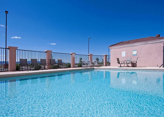 Express & Hotel Willcox